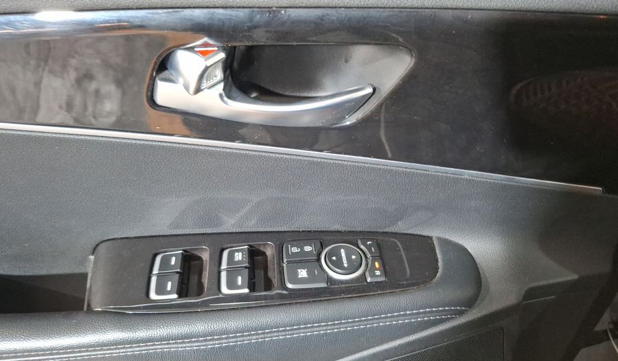 Kia Sorento 2.4 LX AUTO Suv 2018