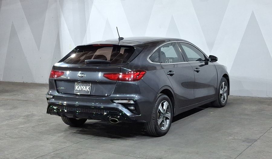 Kia Forte 2.0 EX AUTO Hatchback 2019