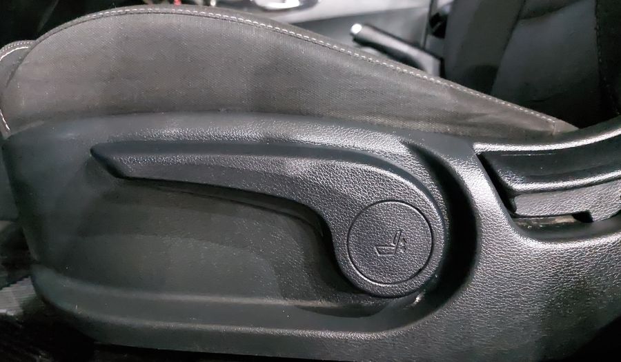 Kia Forte 2.0 EX AUTO Hatchback 2019