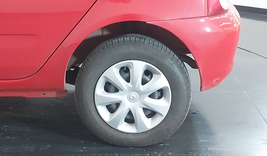 Renault Clio 1.0 EXPRESSION Hatchback 2016