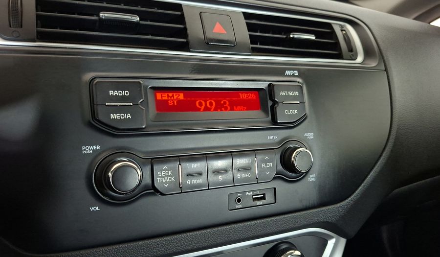 Kia Rio 4 1.4 EX AC DAB Sedan 2017