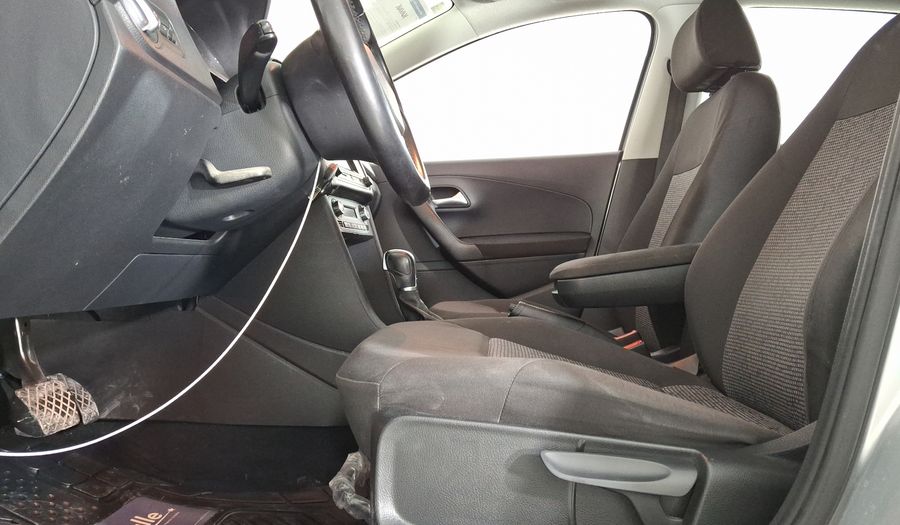 Volkswagen Polo 1.2 DSG Hatchback 2017