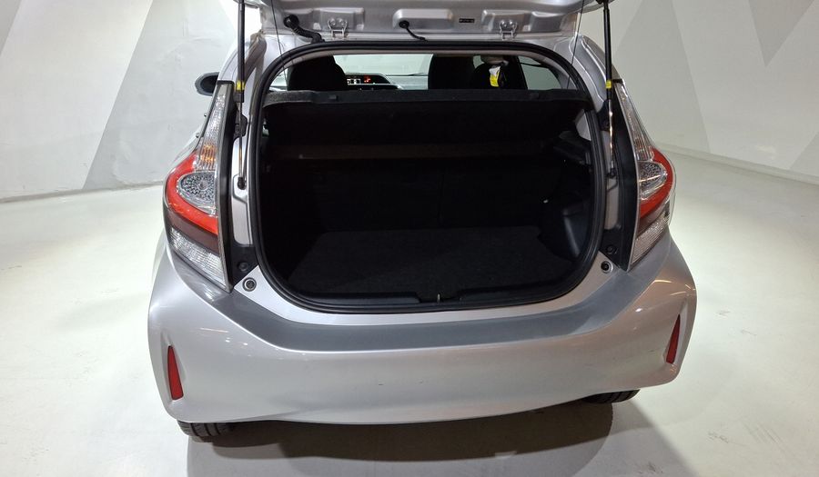 Toyota Prius C 1.5 HYBRID AUTO Hatchback 2020