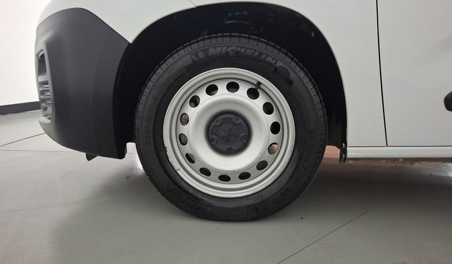 Peugeot Partner 1.2 PURETECH MAXI Van 2024