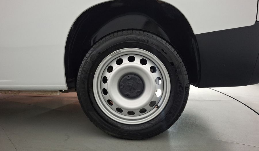 Peugeot Partner 1.2 PURETECH MAXI Van 2024