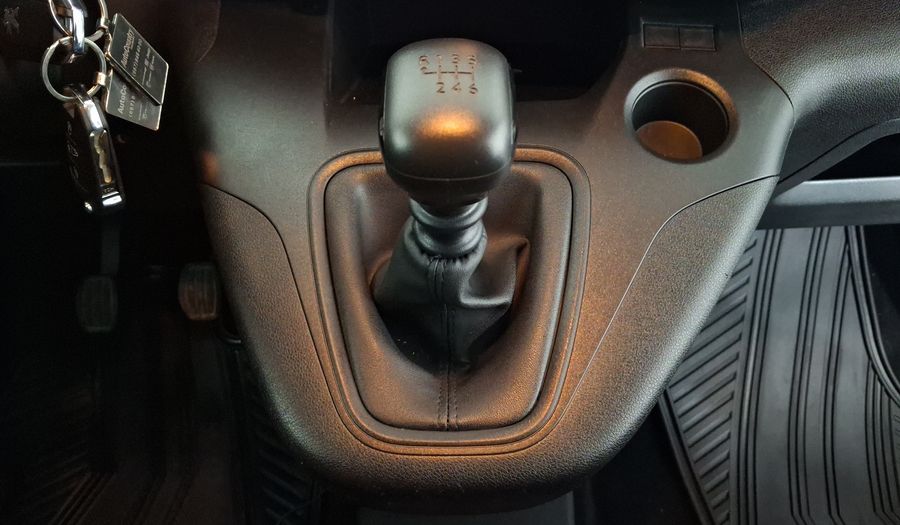 Peugeot Partner 1.2 PURETECH MAXI Van 2024