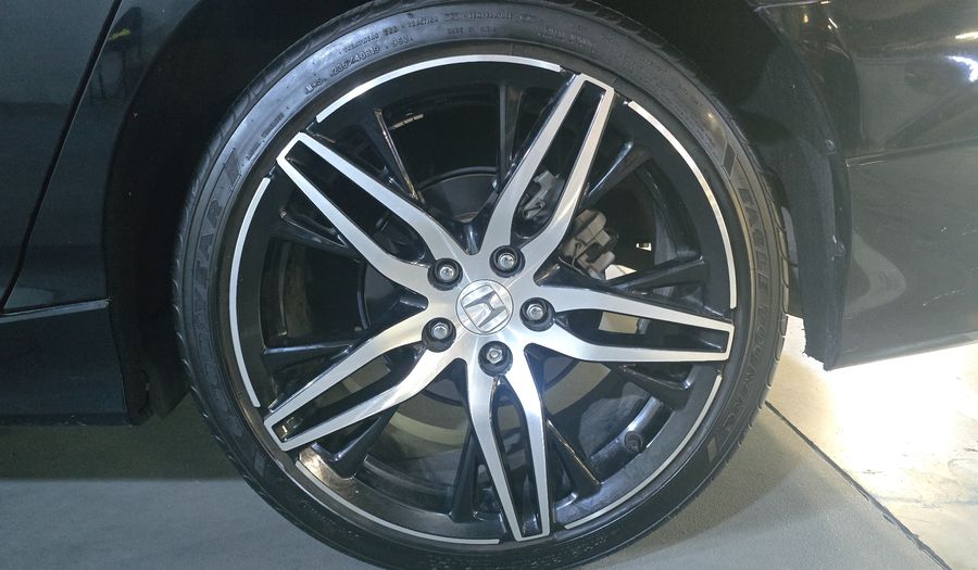 Honda Accord 2.0 TOURING AUTO Sedan 2021