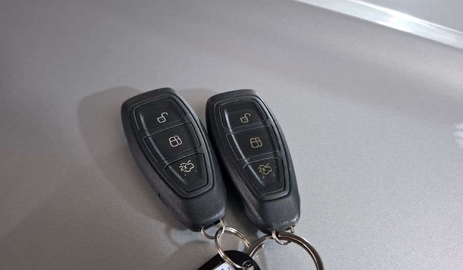 Ford Kuga 2.0 SEL 4WD AUTO Suv 2017