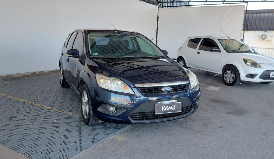 Ford Focus Ii 1.6 TREND Hatchback 2012