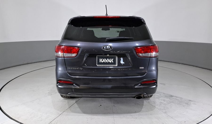 Kia Sorento 2.4 LX AT Suv 2017