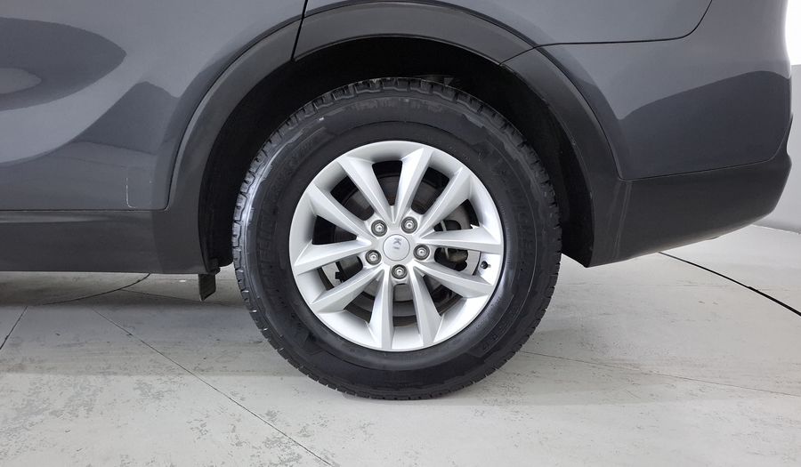 Kia Sorento 2.4 LX AT Suv 2017