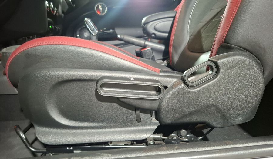 Mini John Cooper Works 2.0 JOHN COOPER WORKS HOT CHILI AUTO Hatchback 2019