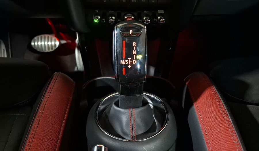 Mini John Cooper Works 2.0 JOHN COOPER WORKS HOT CHILI AUTO Hatchback 2019