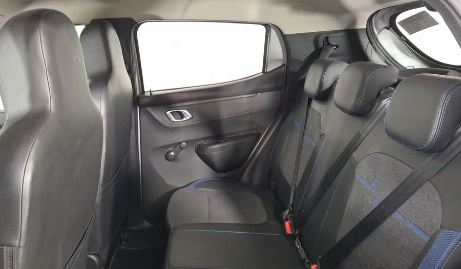 Renault Kwid 1.0 ICONIC Hatchback 2024