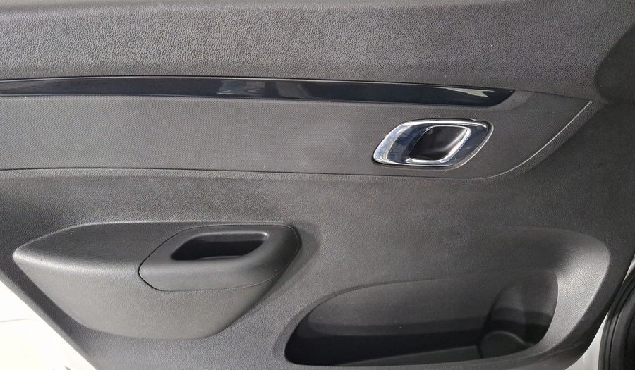 Renault Kwid 1.0 ICONIC Hatchback 2024