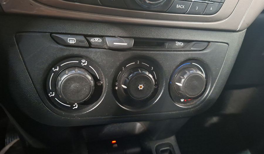 Citroen C-elysée 1.2 PURETECH 82 FEEL Sedan 2021