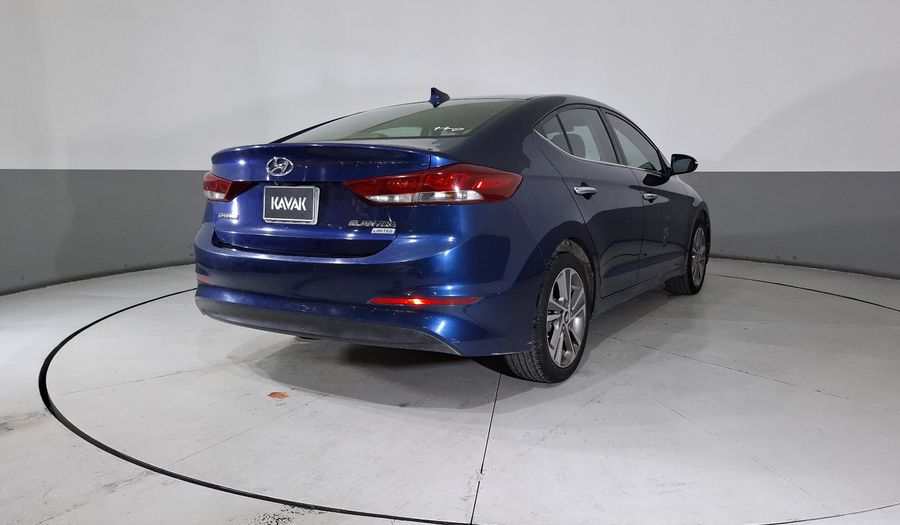 Hyundai Elantra 2.0 LIMITED TECH NAVI AUTO Sedan 2018