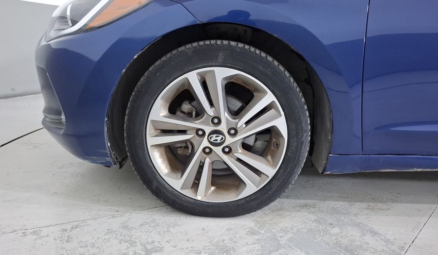 Hyundai Elantra 2.0 LIMITED TECH NAVI AUTO Sedan 2018