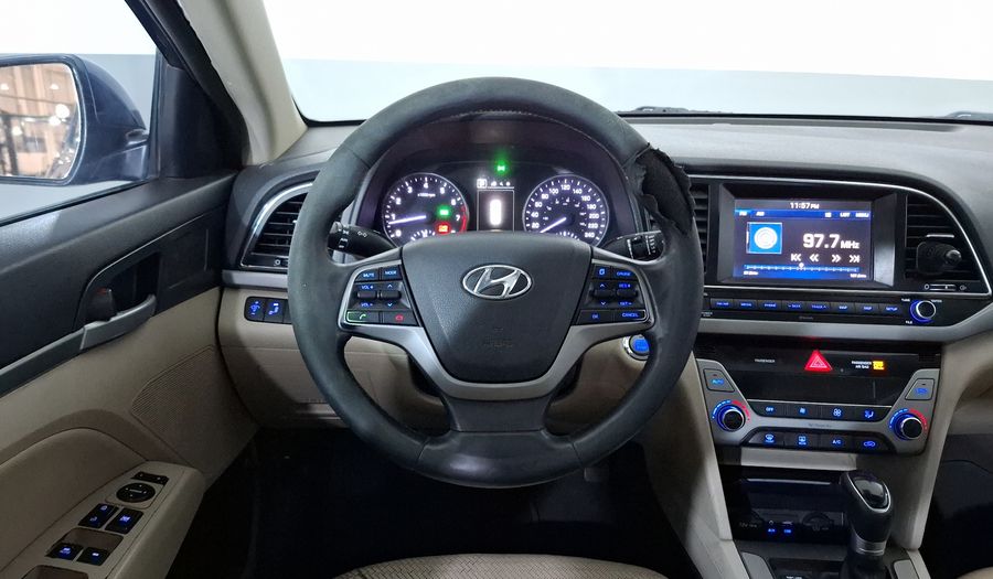 Hyundai Elantra 2.0 LIMITED TECH NAVI AUTO Sedan 2018