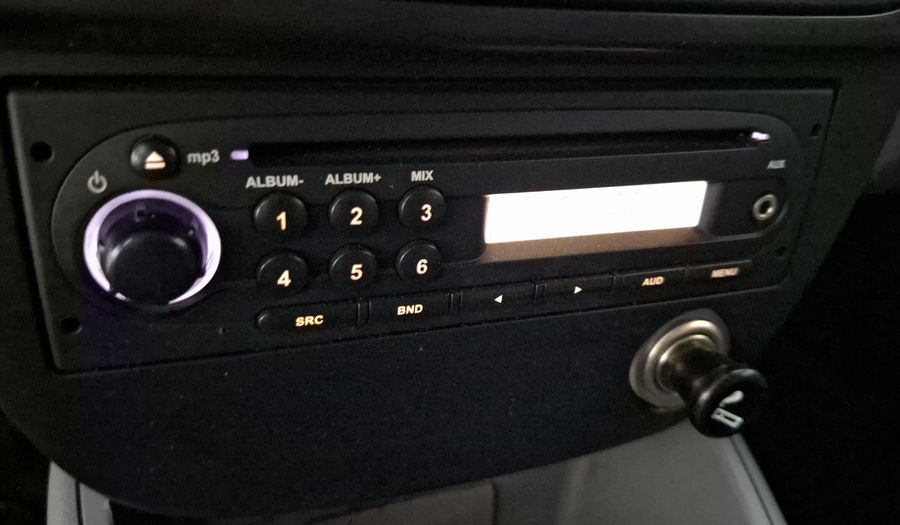 Renault Fluence 2.0 AUTHENTIQUE MT Sedan 2012