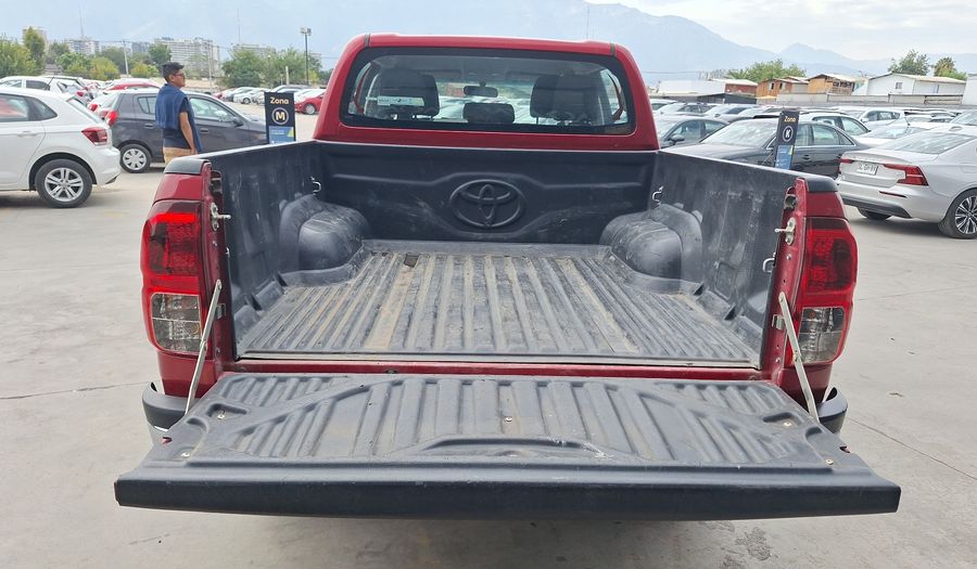 Toyota Hilux 2.4D SR 4WD Pickup 2021