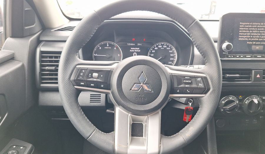 Mitsubishi L200 2.4 TD KATANA XR Pickup 2025