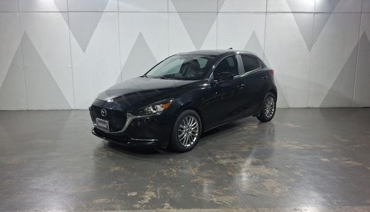 Mazda • Mazda 2