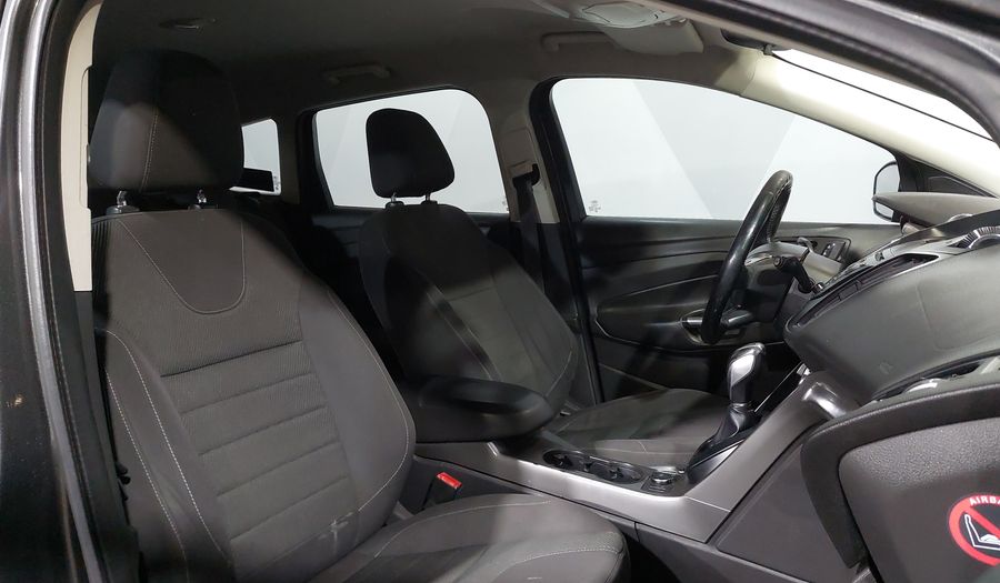 Ford Escape 2.5 S I4 AT Suv 2015