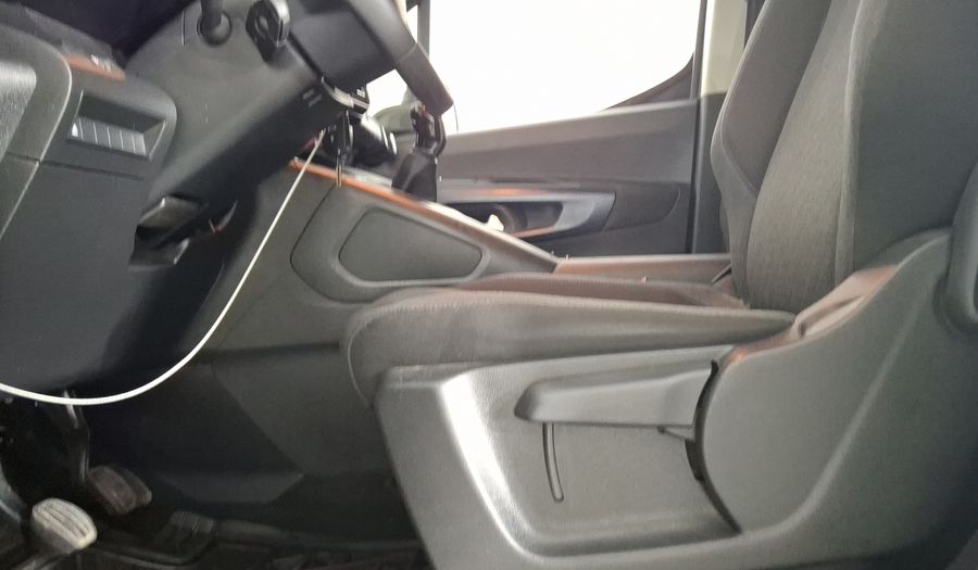 Peugeot Rifter 1.6 HDI ALLURE PACK Minivan 2025