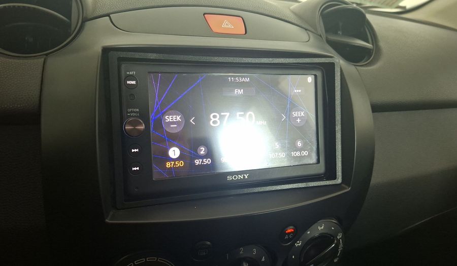 Mazda 2 1.5 V Hatchback 2012