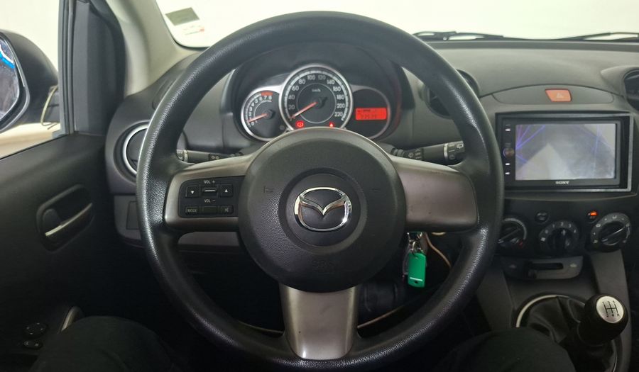 Mazda 2 1.5 V Hatchback 2012