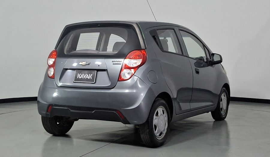 Chevrolet Spark 1.4 LT B MT Hatchback 2016