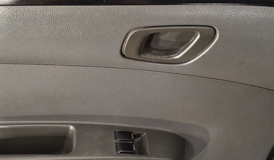 Chevrolet Spark 1.4 LT B MT Hatchback 2016