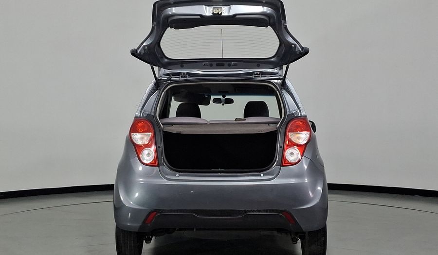 Chevrolet Spark 1.4 LT B MT Hatchback 2016