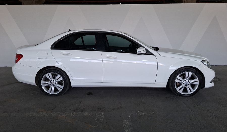 Mercedes Benz Clase C 1.8 200 EXCLUSIVE AT Sedan 2014