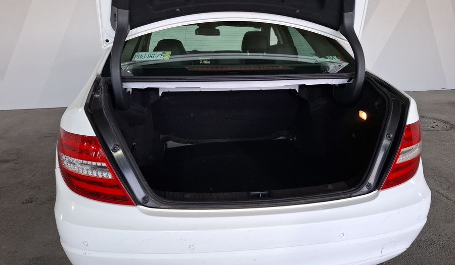 Mercedes Benz Clase C 1.8 200 EXCLUSIVE AT Sedan 2014