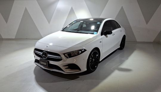 Mercedes Benz • Clase A