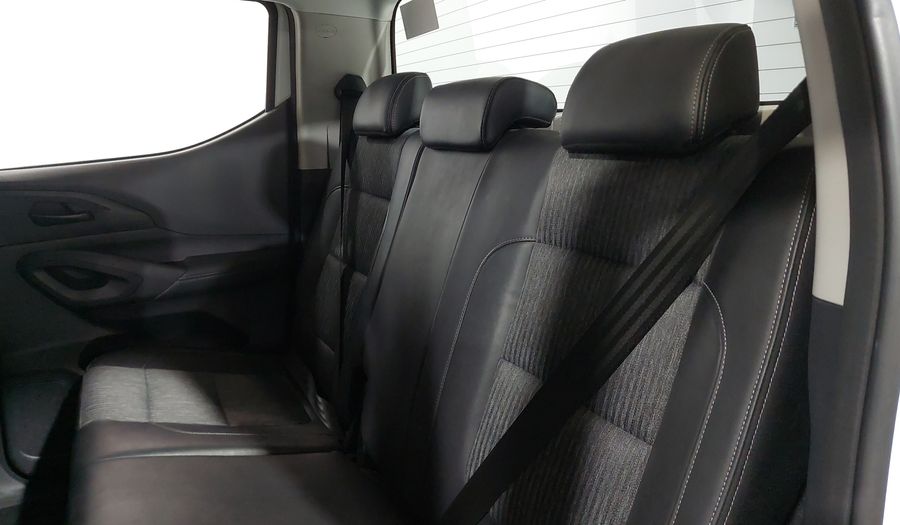 Ram 1200 2.4T TRADESMAN CREW CAB Pickup 2025