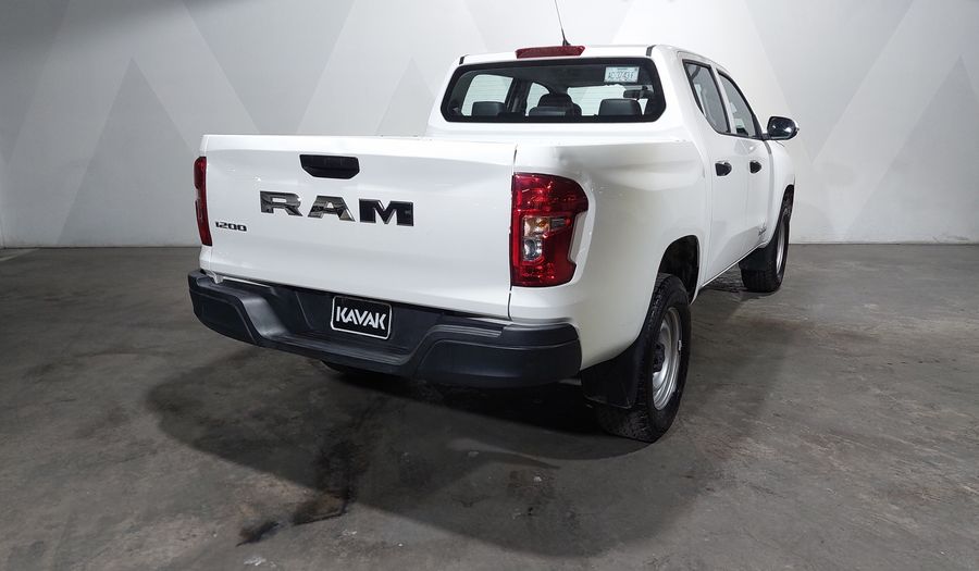 Ram 1200 2.4T TRADESMAN CREW CAB Pickup 2025