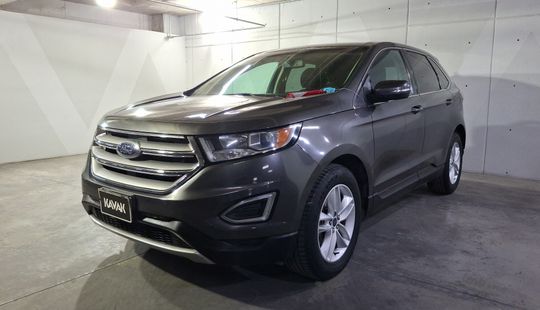 Ford • Edge
