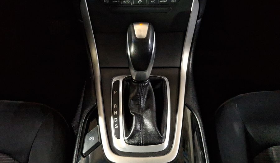 Ford Edge 3.5 SEL AT Suv 2015