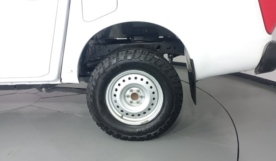 Nissan Frontier 2.5 DOBLE CABINA DIESEL 4WD Pickup 2021