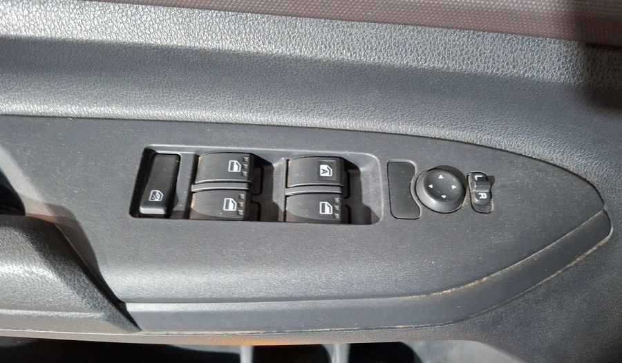 Toyota Avanza 1.5 LE Minivan 2023