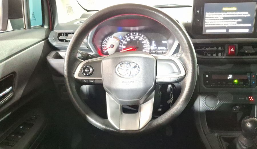 Toyota Avanza 1.5 LE Minivan 2023