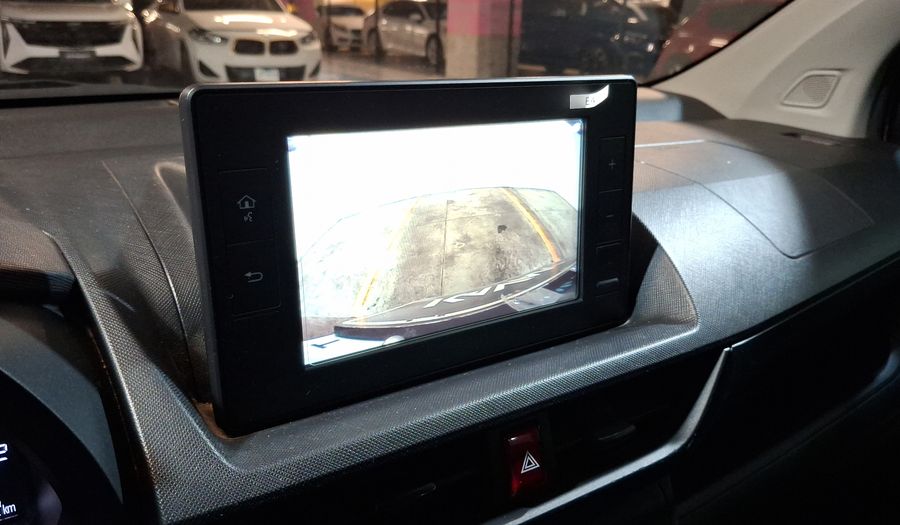 Toyota Avanza 1.5 LE Minivan 2023