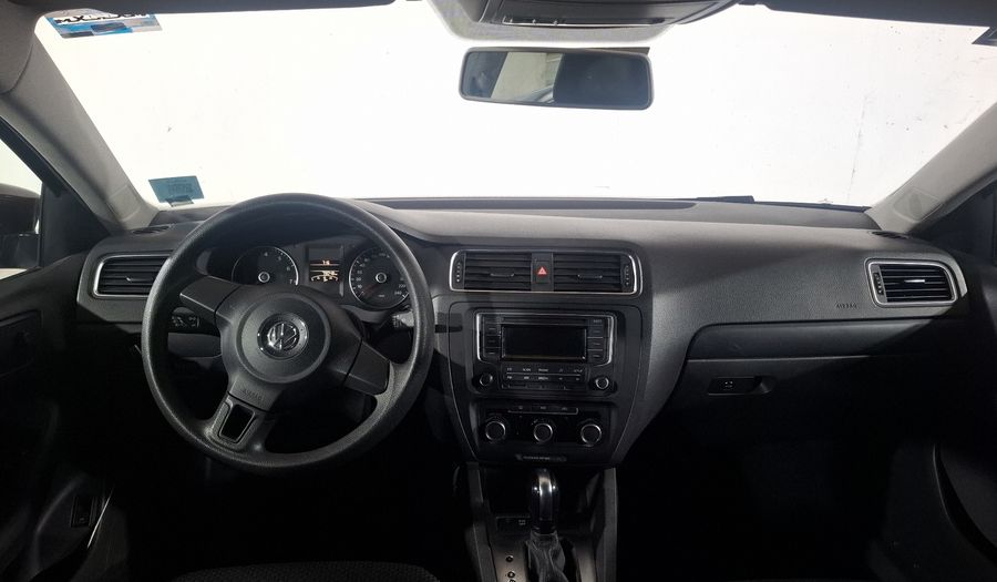 Volkswagen Jetta 2.5 SPORT BASE TIPTRONIC Sedan 2014