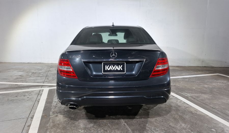 Mercedes Benz Clase C 1.8 250 CGI SPORT AT Sedan 2014