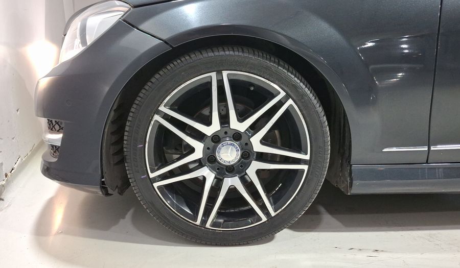 Mercedes Benz Clase C 1.8 250 CGI SPORT AT Sedan 2014