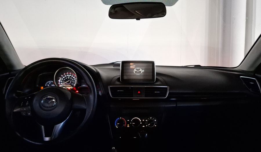 Mazda 3 2.0 SEDAN I TOURING TA Sedan 2015