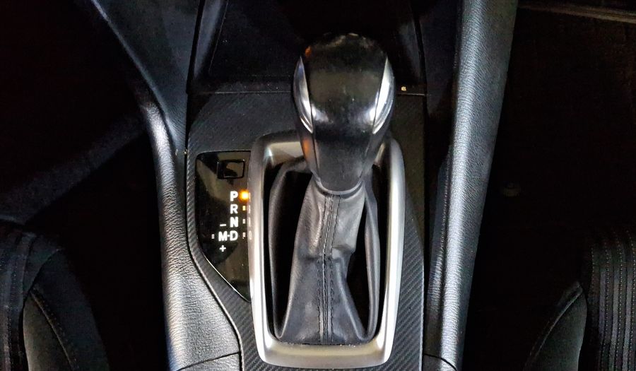 Mazda 3 2.0 SEDAN I TOURING TA Sedan 2015